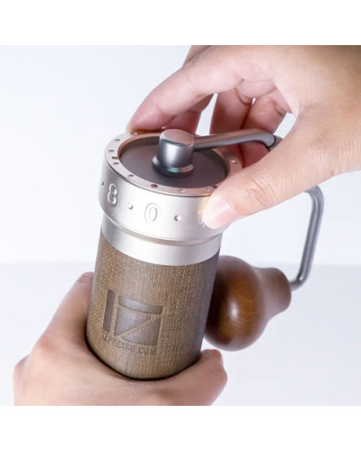 Кофемолка ручная 1Zpresso ZP6 Special Silver Brown Кофемолка ручная 1Zpresso ZP6 Special Silver Brown