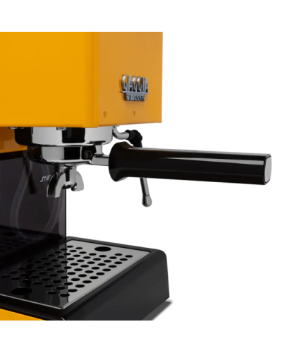 Рожковая кофеварка Gaggia Classic E24 Yellow Рожковая кофеварка Gaggia Classic E24 Yellow