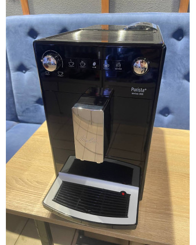 Б/у кофемашина Melitta Purista Series 300 Б/у кофемашина Melitta Purista Series 300